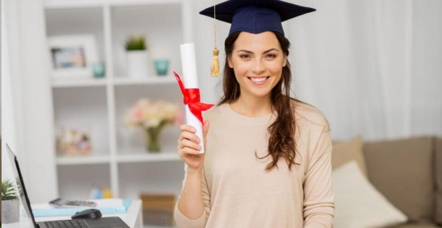 Bridging Gaps and Building Futures: Online Degrees Empowering Female Entrepreneurs